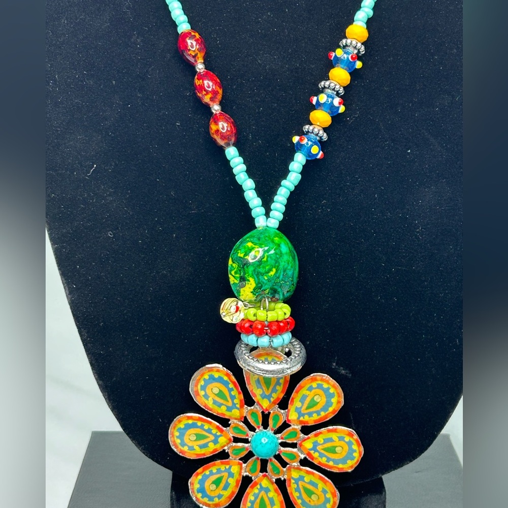 Colorful Wedding Cake Beaded Flower Pendant Necklace - Picture 2 of 5